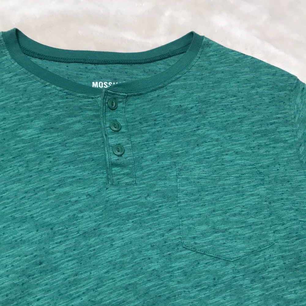 Tee - Picture 5 of 6